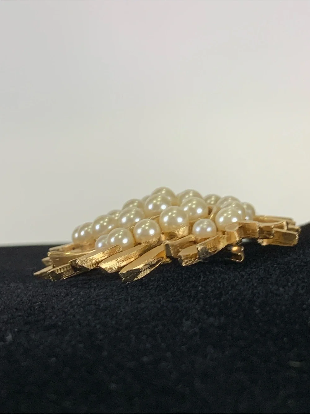 Vintage Trifari Gold Tone Faux Pearl Cluster Brooch